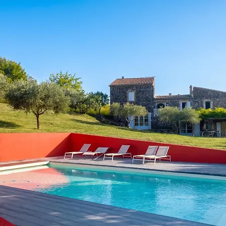 Maison Spacieuse Avec Piscine A Tatil Evi Saint-Lager-Bressac
