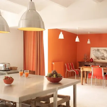 Maison Spacieuse Avec Piscine A Saint-Lager-Bressac